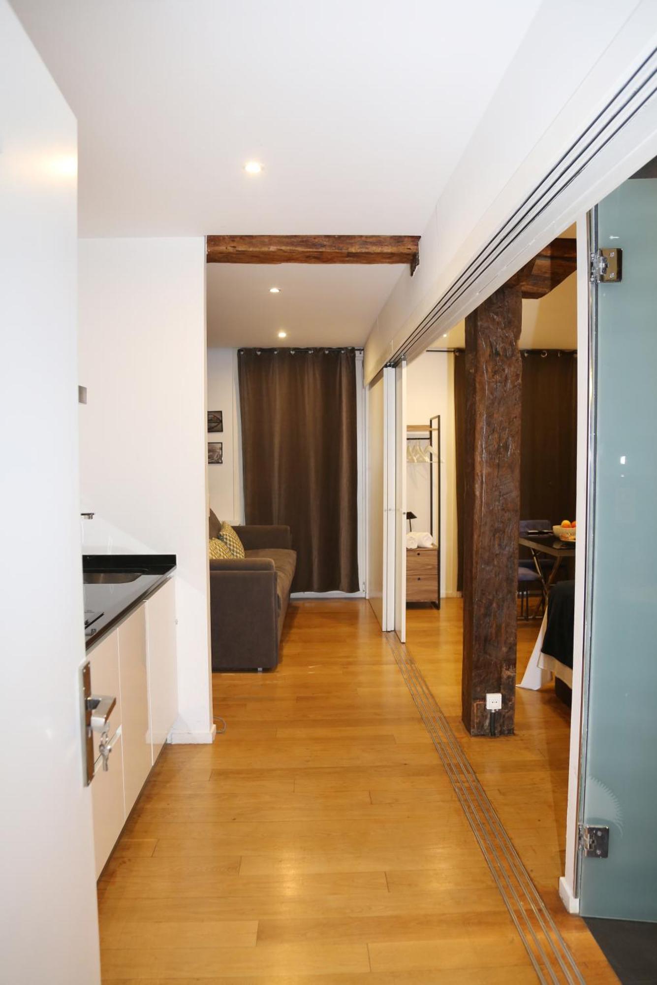 Baps Apartment